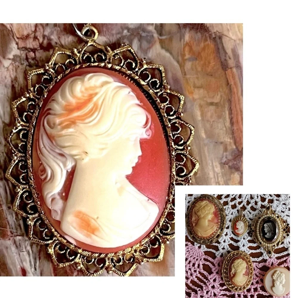 Cameo Bakelite Gold Vintage Pendant Necklace - Picture 4 of 4